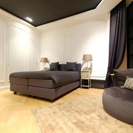 מונס Suite La Duchesse Et Parking Prive Gratuit מראה חיצוני תמונה